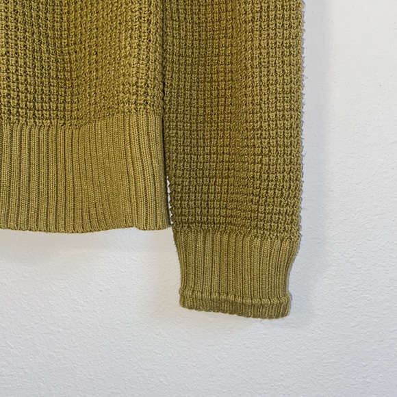 Everlane Waffle Knot Textured Olive Green Crew Neck Organic Cotton Sweater - Picture 2 of 6